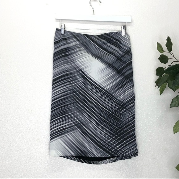 PLUS NWT Vince Camuto Pencil Skirt - Picture 1 of 9